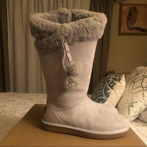 UGG Plumdale Cuff boot